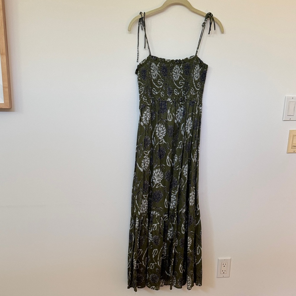 Zara Elegant Green Floral Maxi Dress